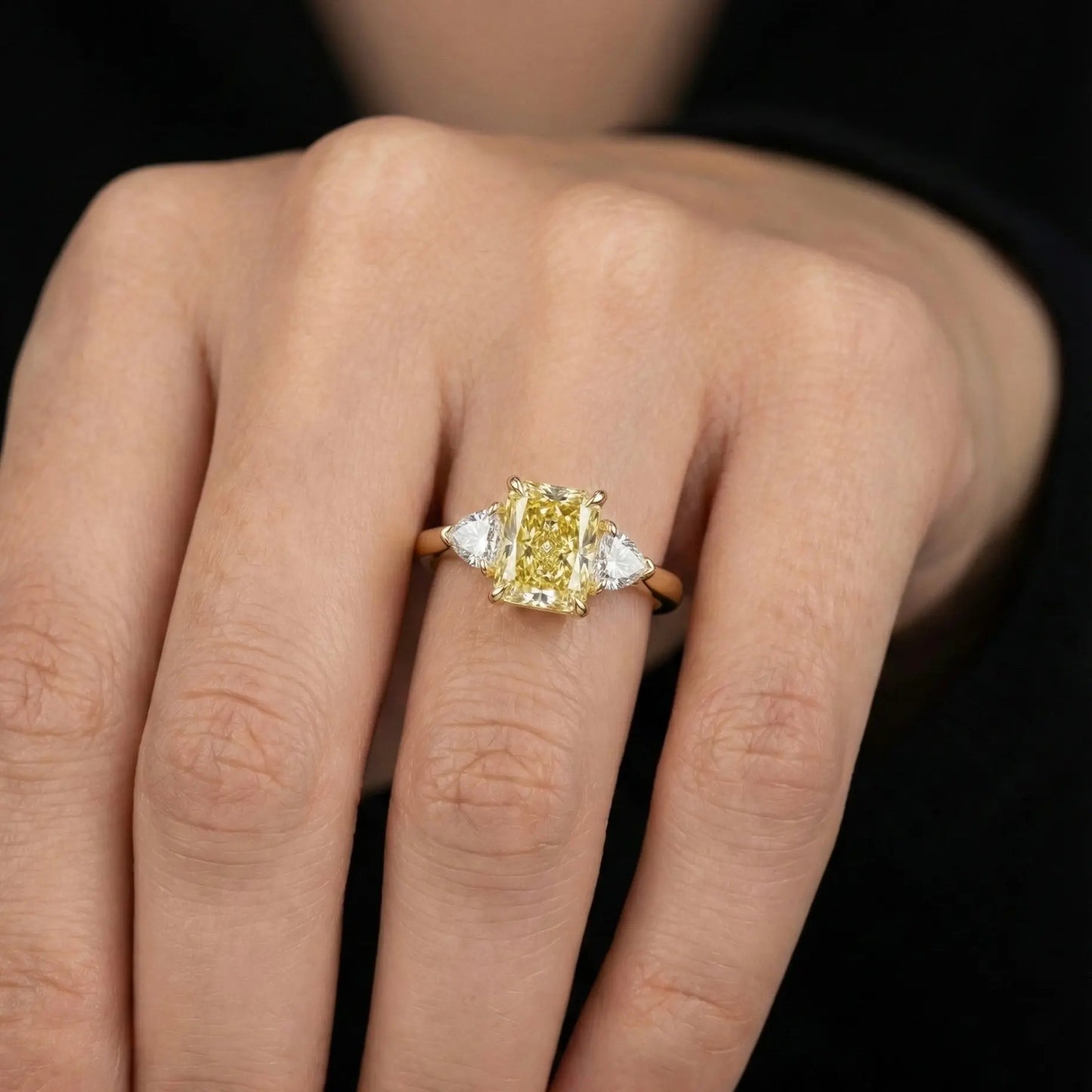 Aurora Royale Radiant Ring - Auvra Diamonds
