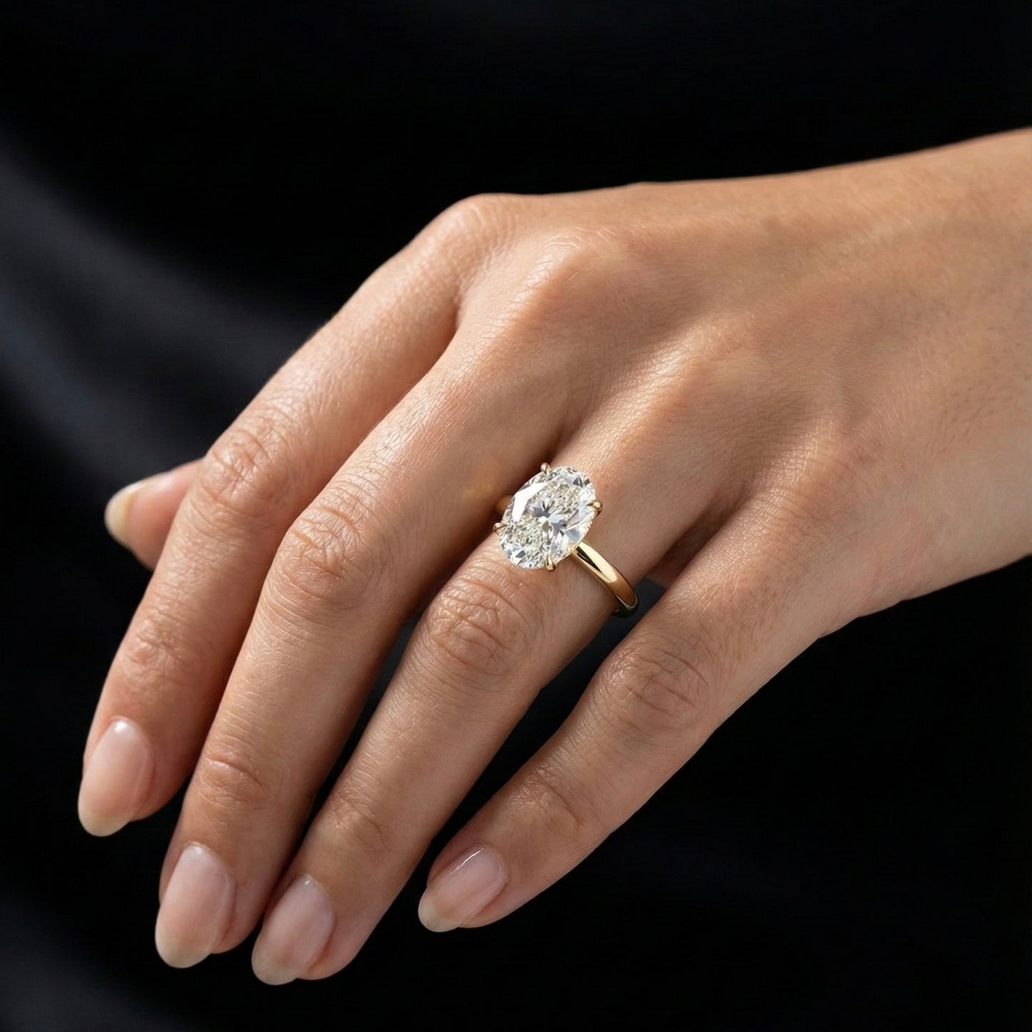 Aurélia Oval Grace Ring - Auvra Diamonds