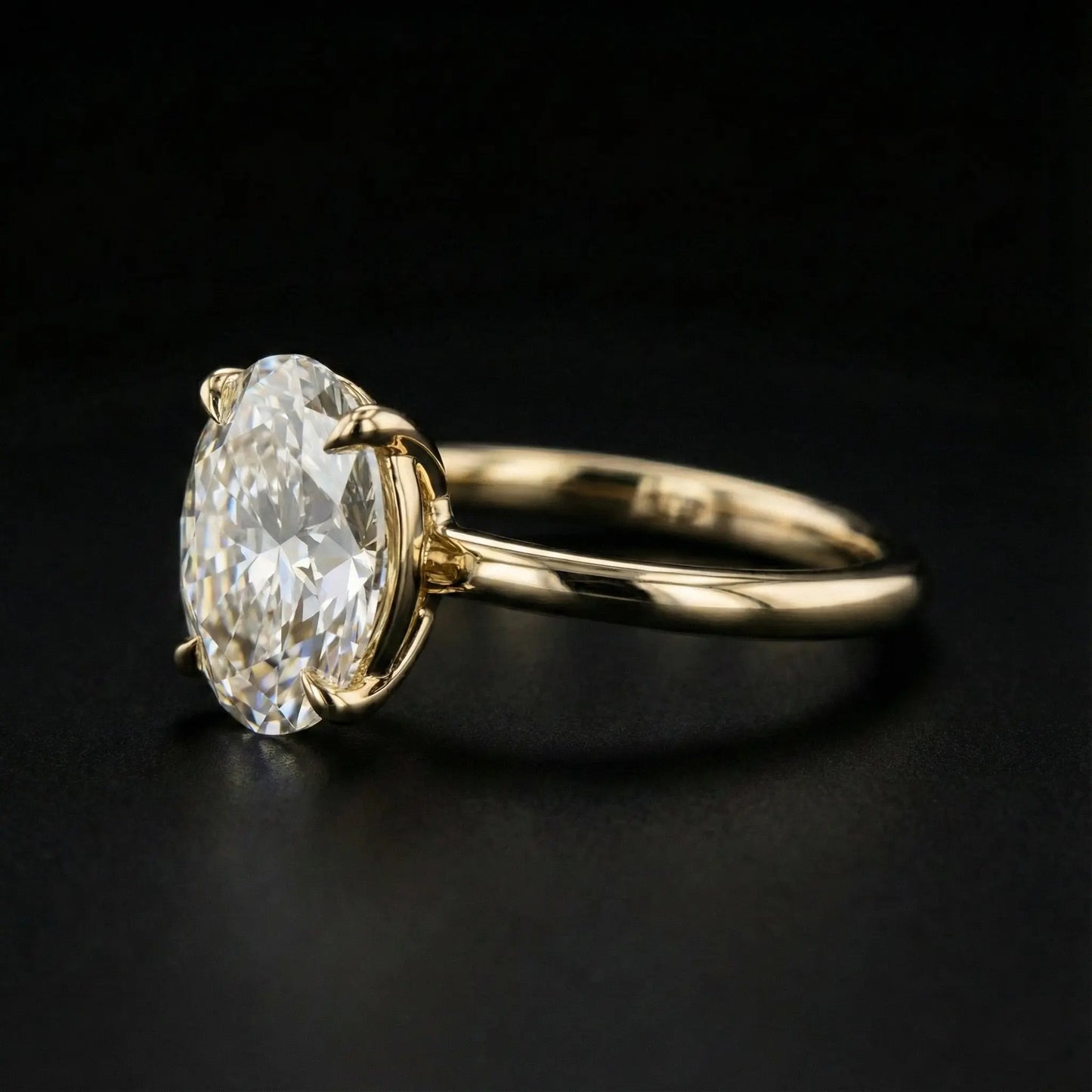 The Classic Oval Ring - Auvra Diamonds