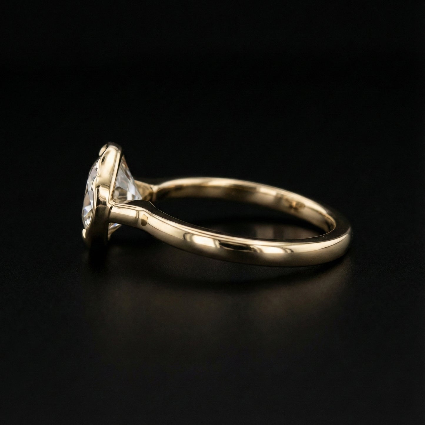 Veil Solitaire Ring - Auvra Diamonds