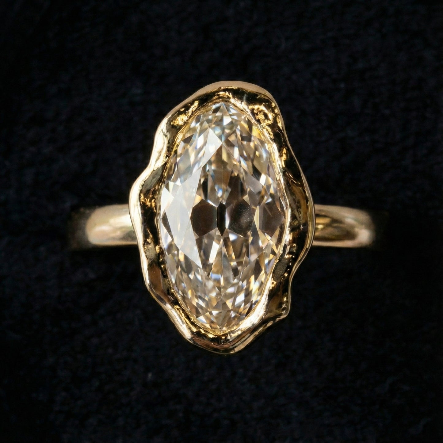 Veil Solitaire Ring - Auvra Diamonds